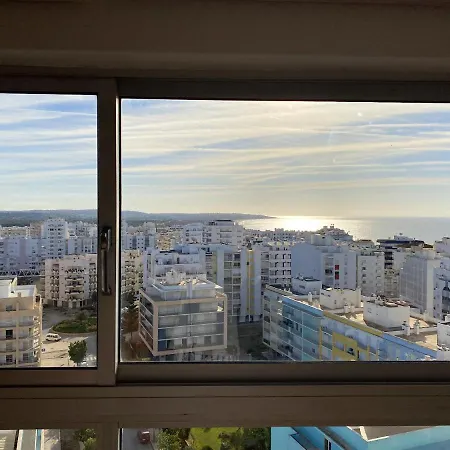 Charming With Sea View In 70 M² * Armacao de Pera