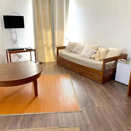 Charming With Sea View In - 70 M² アパート