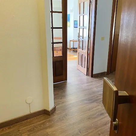 Charming With Sea View In - 70 M² 아파트