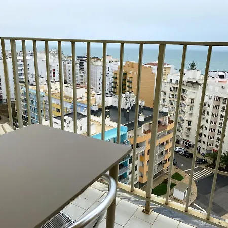 Charming With Sea View In 70 M² Apartment *