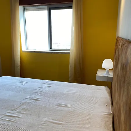 Charming With Sea View In - 70 M² דירה *