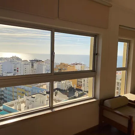 Charming With Sea View In - 70 M² דירה Armação de Pêra