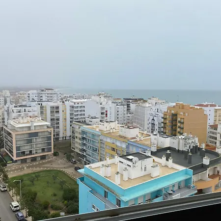 Charming With Sea View In - 70 M² דירה