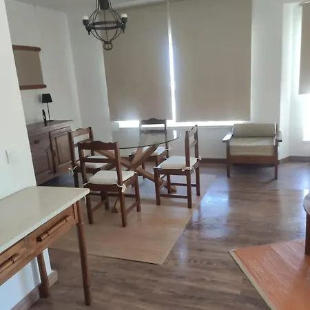 דירה Charming With Sea View In - 70 M²
