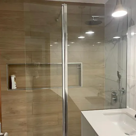 Charming With Sea View In - 70 M² דירה Armação de Pêra